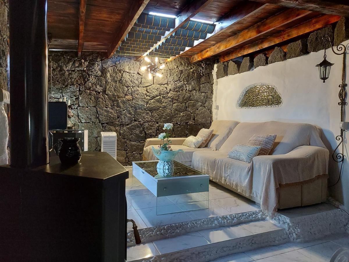Aloelux Villa ! - Private Villa With Jacuzzi, Cinema ,Massage ,Wonderful View, Art Desing Villa Conil エクステリア 写真
