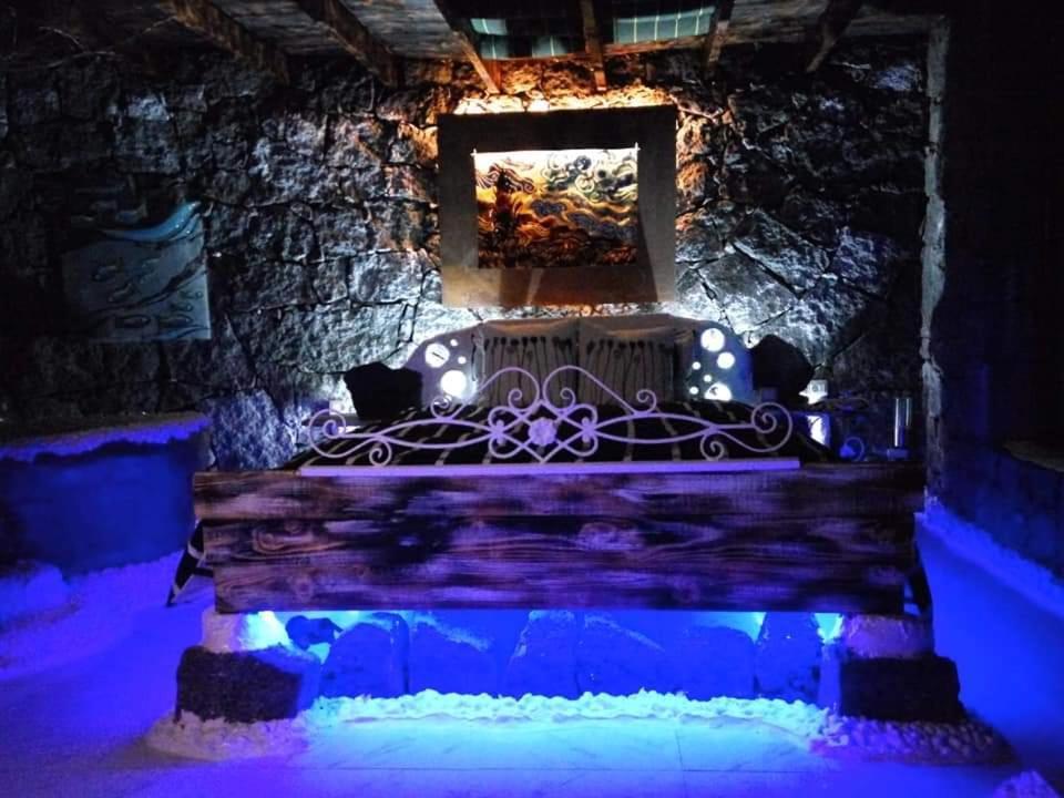 Aloelux Villa ! - Private Villa With Jacuzzi, Cinema ,Massage ,Wonderful View, Art Desing Villa Conil エクステリア 写真