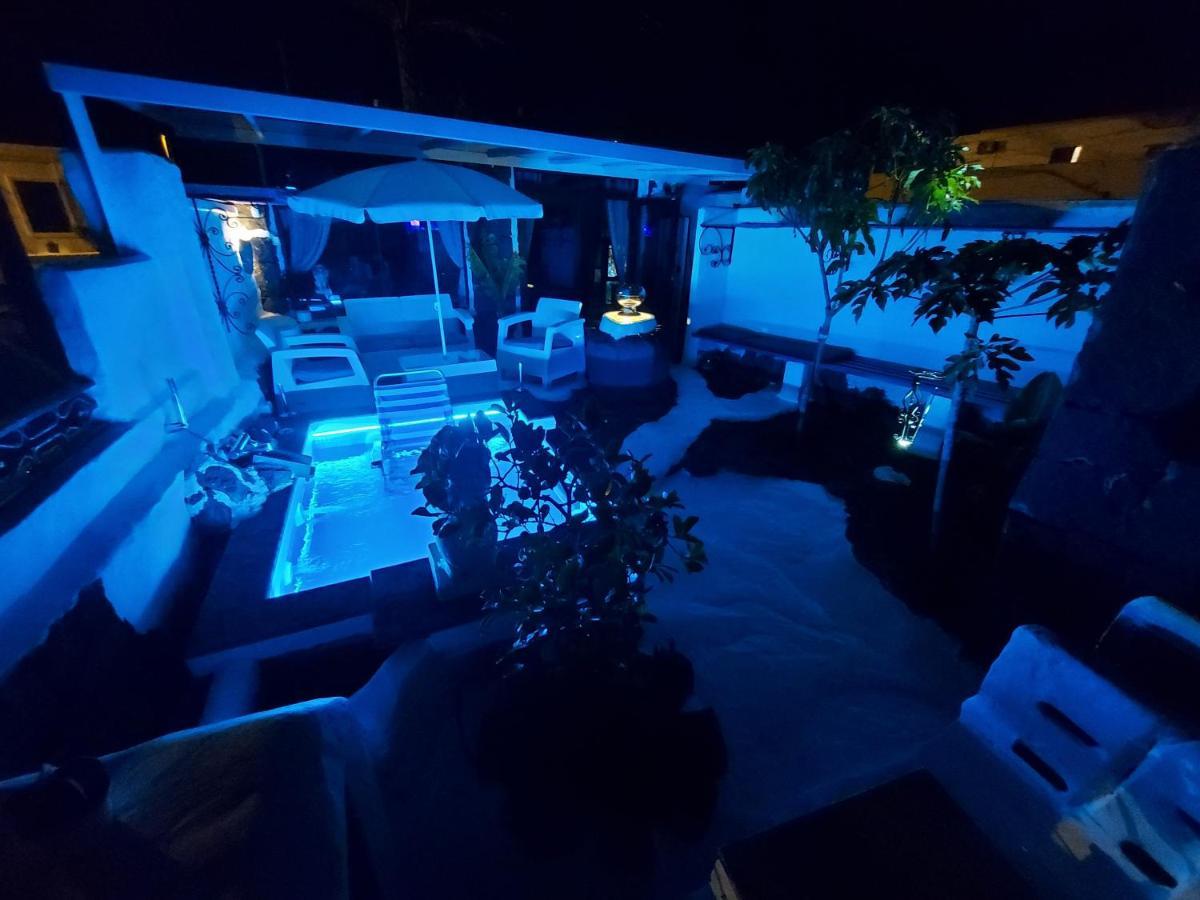 Aloelux Villa ! - Private Villa With Jacuzzi, Cinema ,Massage ,Wonderful View, Art Desing Villa Conil エクステリア 写真