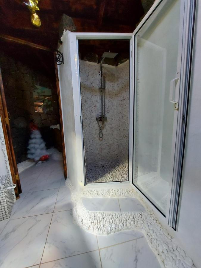 Aloelux Villa ! - Private Villa With Jacuzzi, Cinema ,Massage ,Wonderful View, Art Desing Villa Conil エクステリア 写真